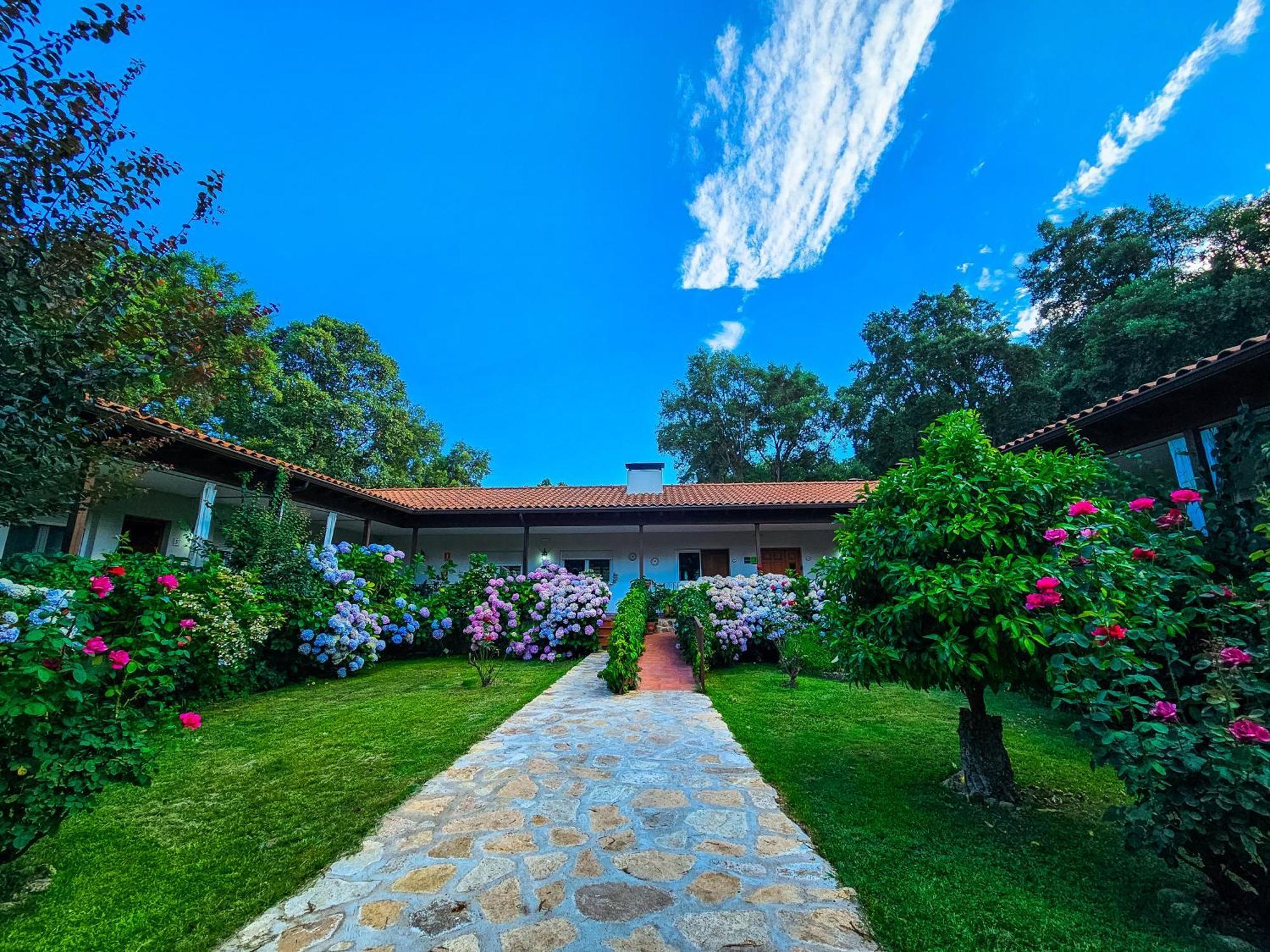 Hotel Rural El Retiro De San Pedro By Retirorural Аренас де Сан Педро Екстериор снимка